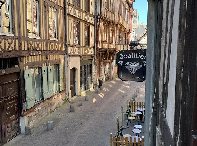 Le Graveur Saint Maclou, Hyper Centre, Typique Rouennais *